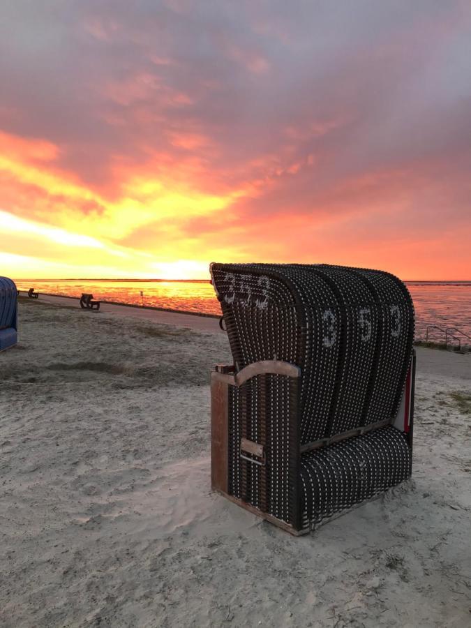 Ferienhaus Sonnendeck Dornum Bagian luar foto